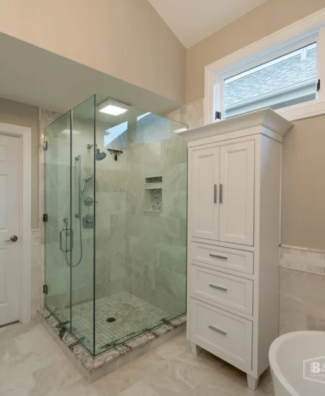 B&C Enterprises Inc. - Master Bathroom Ensuite