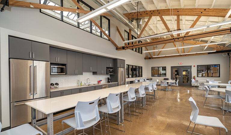 How To Choose The Right Contractor For Your Commercial Build-Out